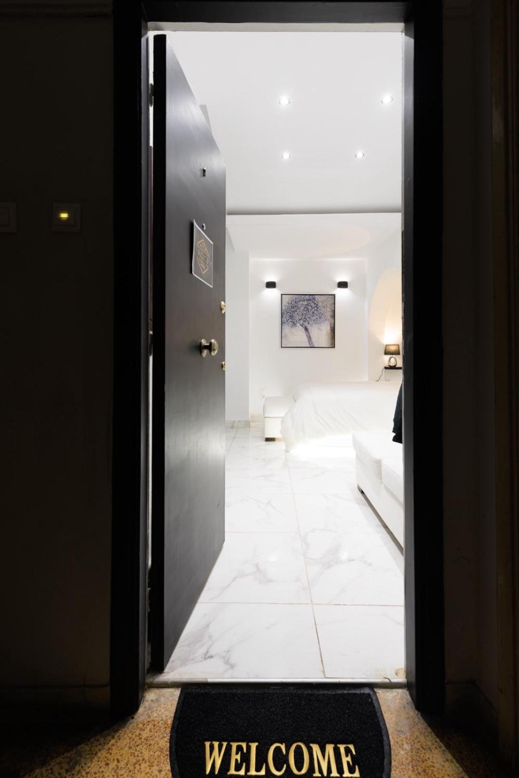 Aiolos Luxury Apartment Under Acropolis In Plaka 雅典 外观 照片